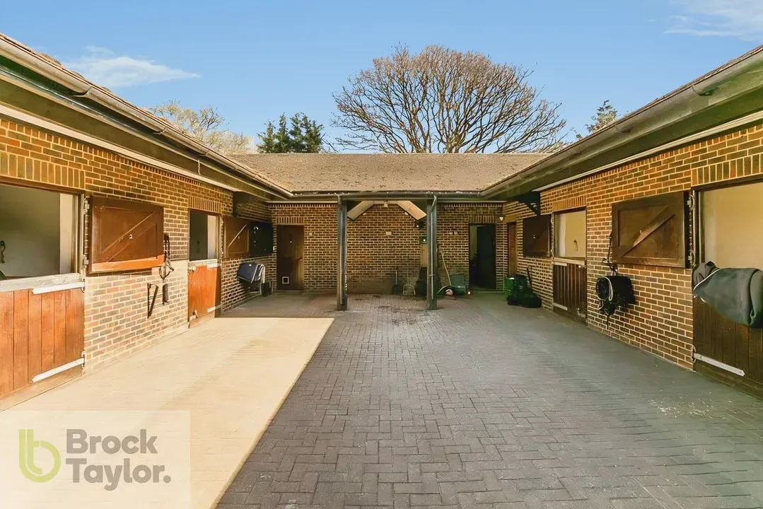 Cowfold Road, Bolney, RH17, photo 3