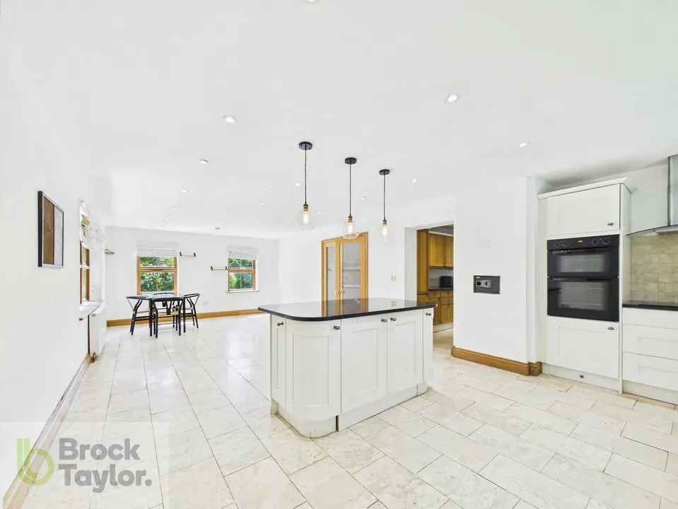 Cowfold Road, Bolney, RH17, photo 11