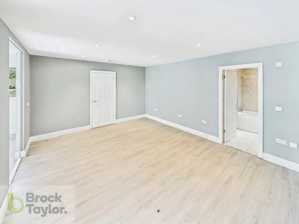 Cowfold Road, Bolney, RH17, photo 32