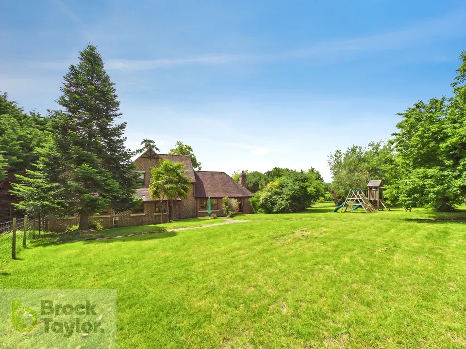 Cowfold Road, Bolney, RH17, photo 28