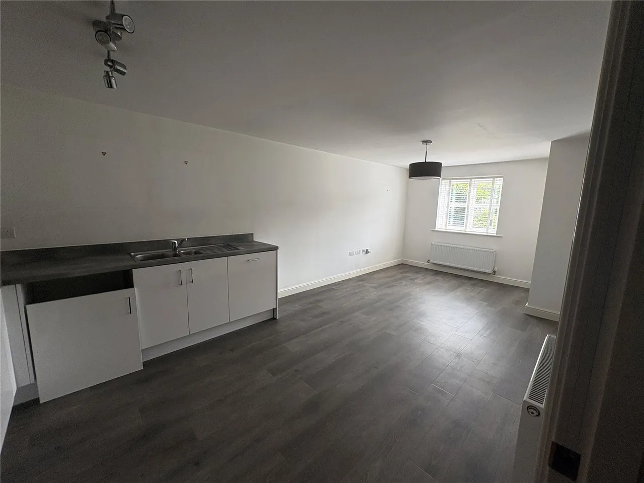 Second Avenue, Coventry, West Midlands, CV3, photo 7