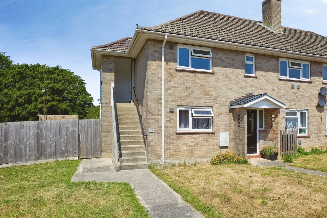 2 bed flat for sale, Taranto Hill, Ilchester, BA22