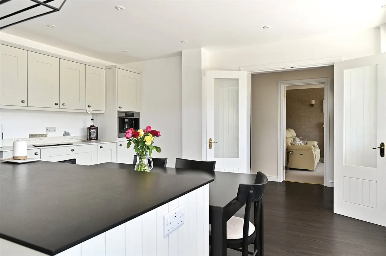 Grange Road, Ash, Guildford, Surrey, GU12 6ES, photo 5