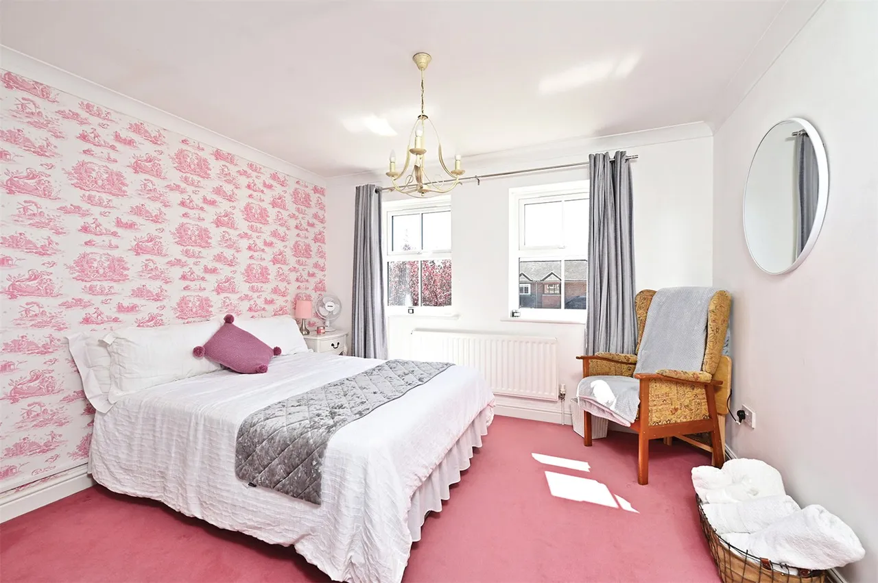 Grange Road, Ash, Guildford, Surrey, GU12 6ES, photo 7