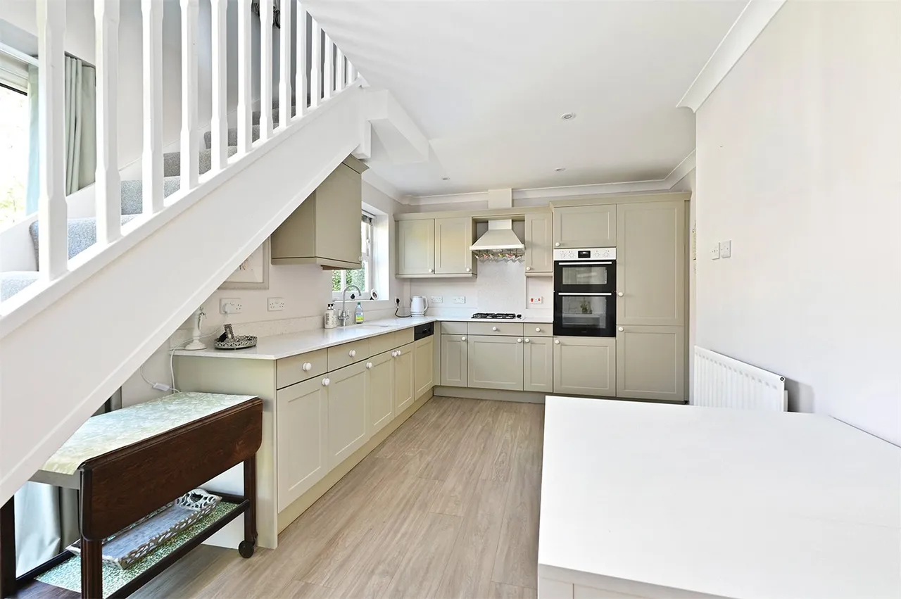 Grange Road, Ash, Guildford, Surrey, GU12 6ES, photo 14