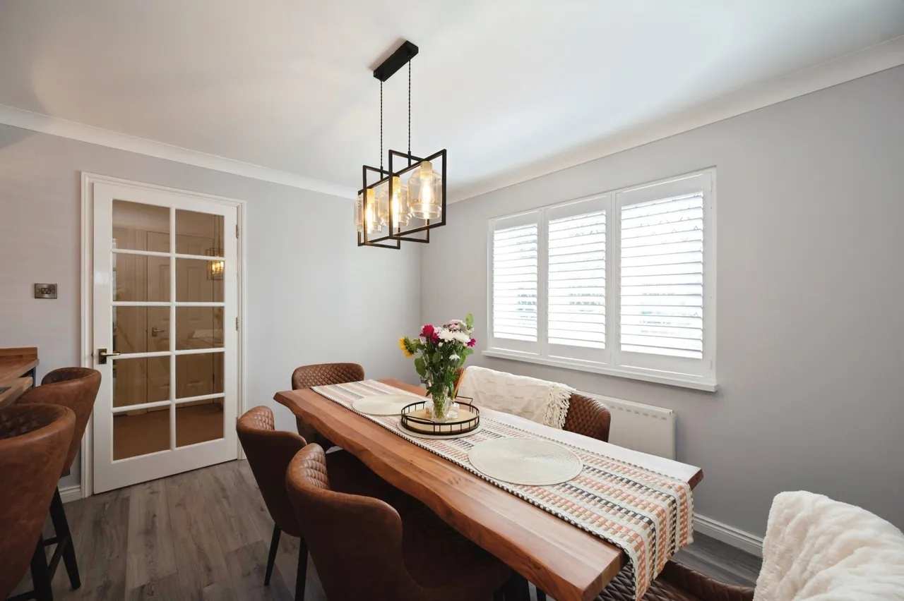 Southleigh Grove, Hayling Island, PO11, photo 9