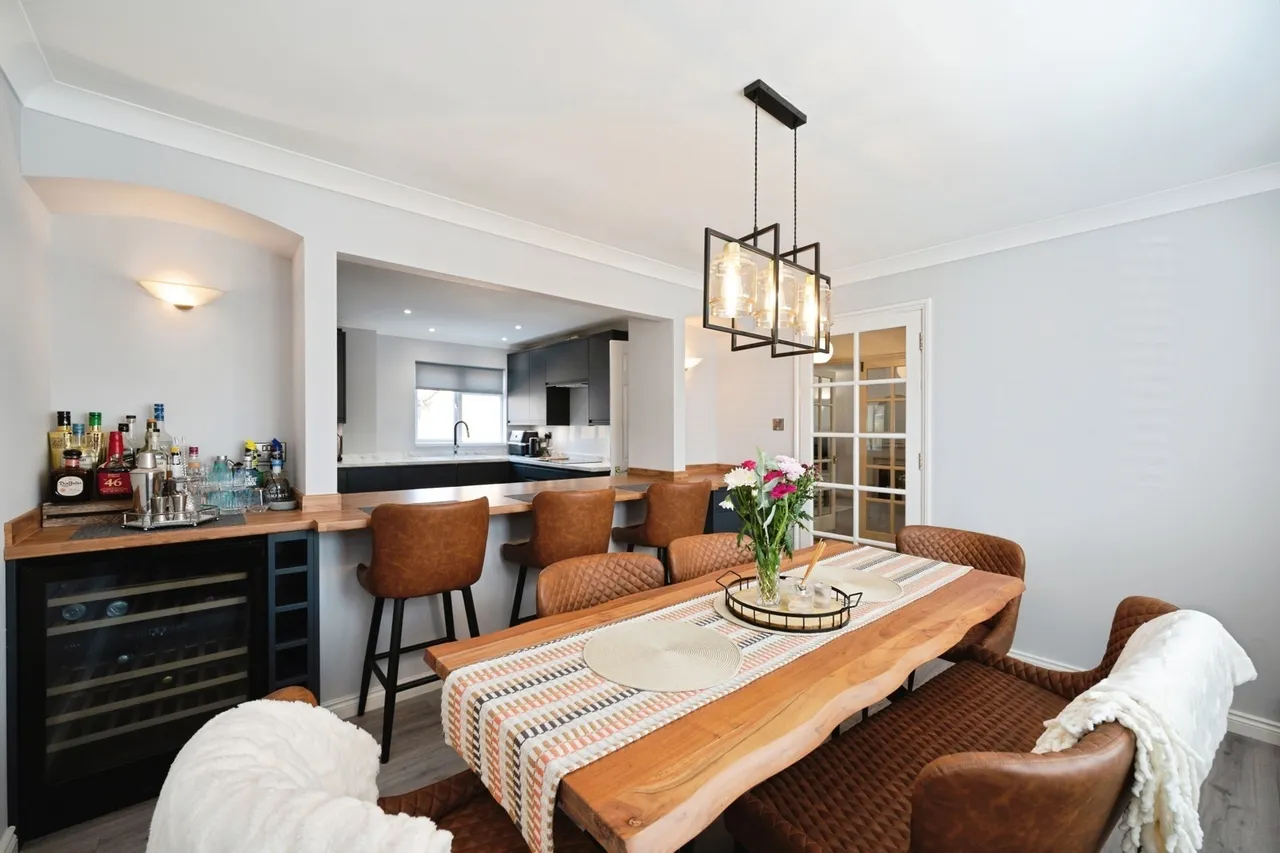 Southleigh Grove, Hayling Island, PO11, photo 8