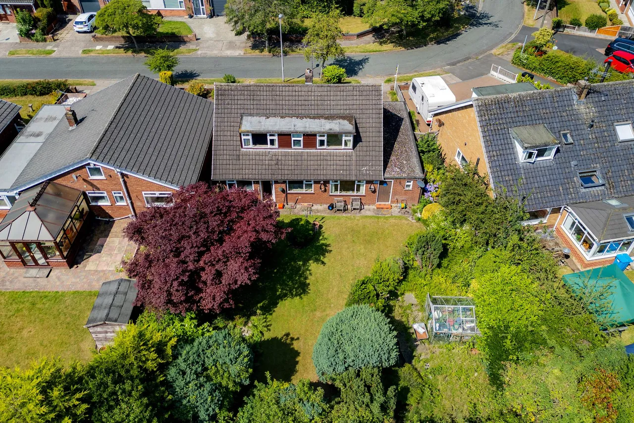 Buckingham Avenue, Widnes, Widnes, WA8 9EW, photo 29