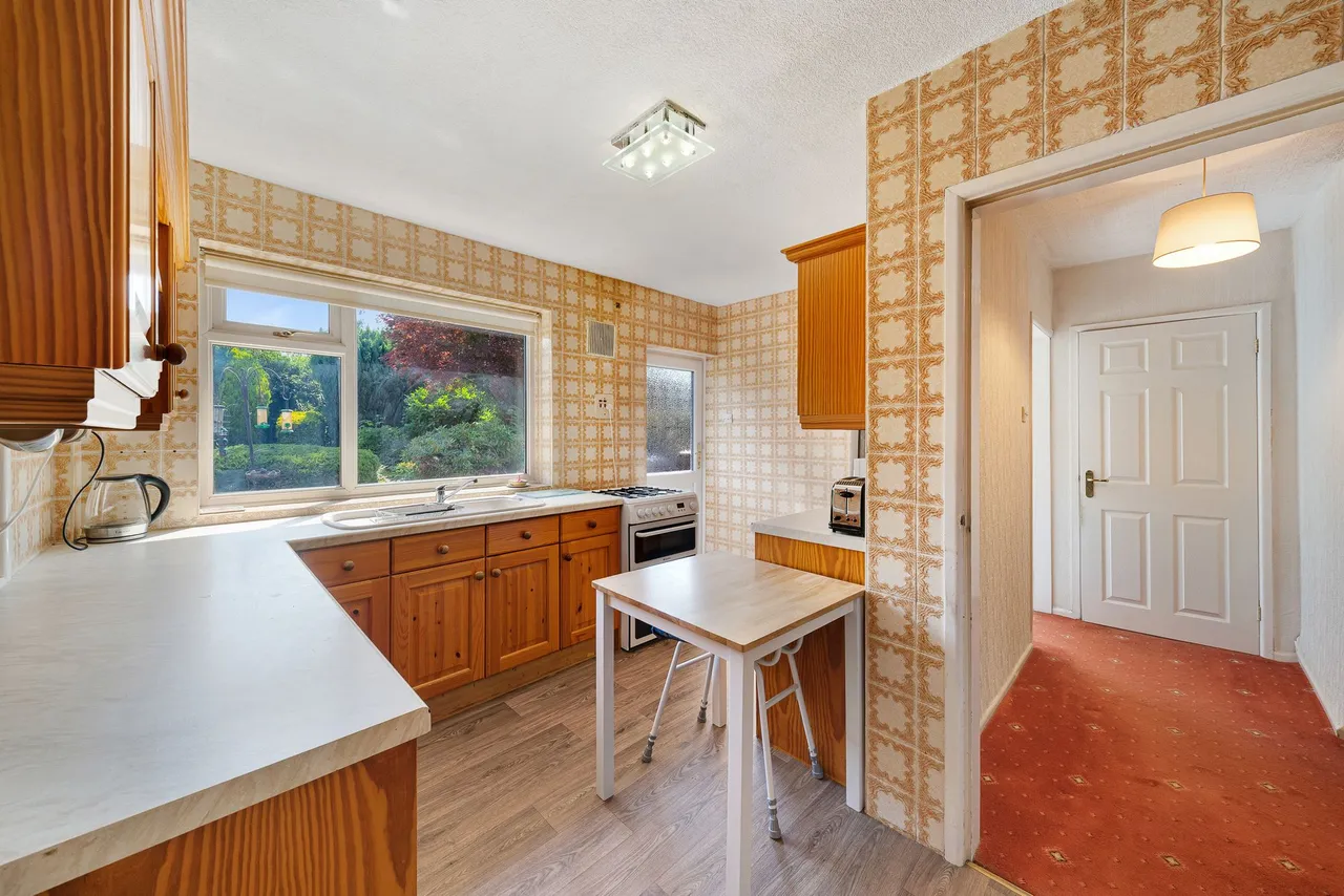 Buckingham Avenue, Widnes, Widnes, WA8 9EW, photo 12