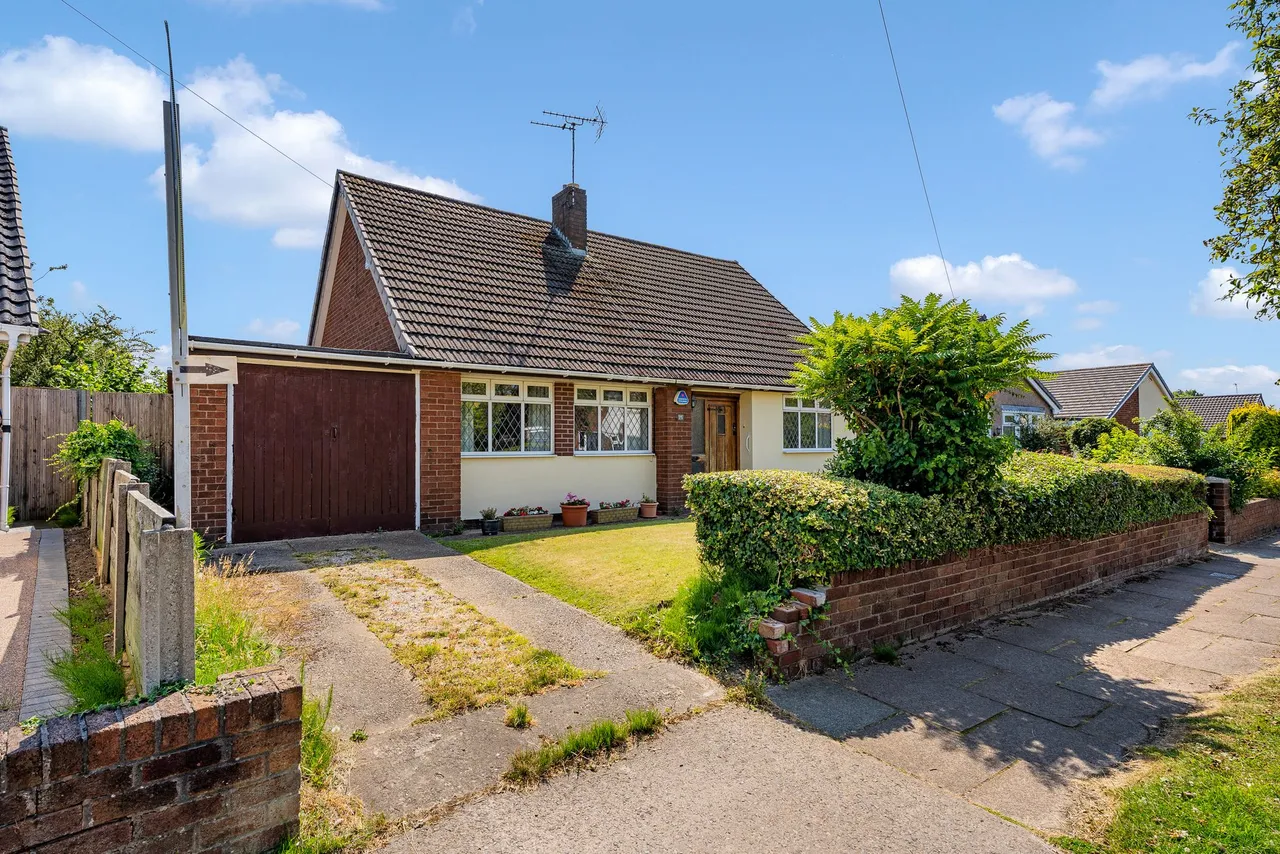 Buckingham Avenue, Widnes, Widnes, WA8 9EW, photo 43