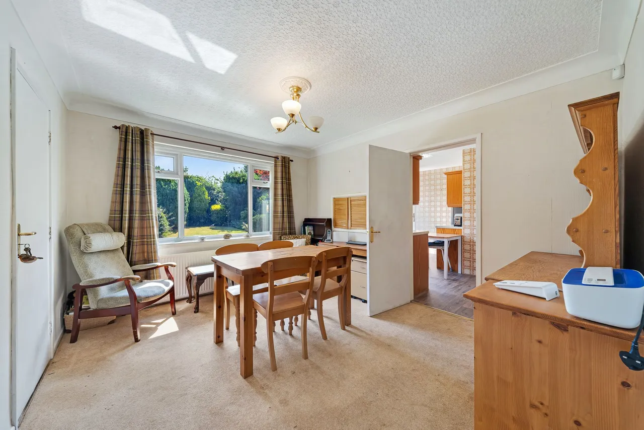 Buckingham Avenue, Widnes, Widnes, WA8 9EW, photo 6