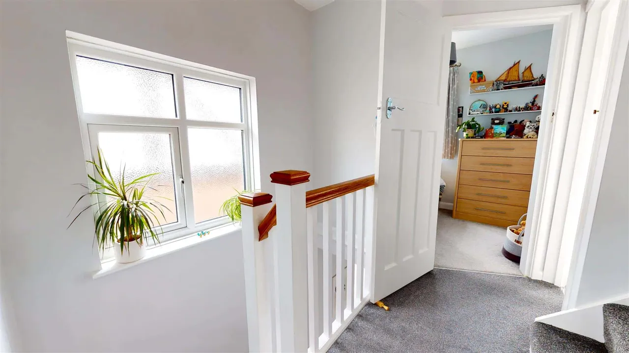 Valley Hill, Loughton, photo 10