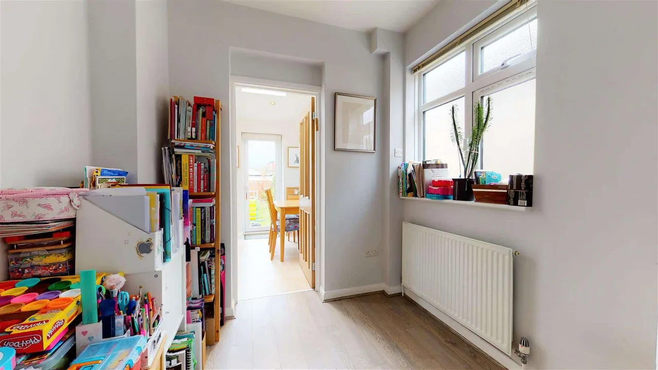 Valley Hill, Loughton, photo 8