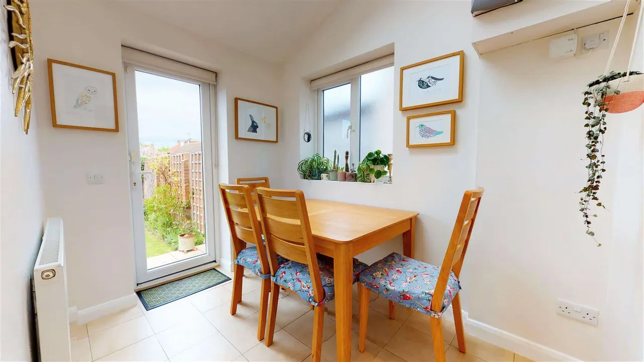 Valley Hill, Loughton, photo 7