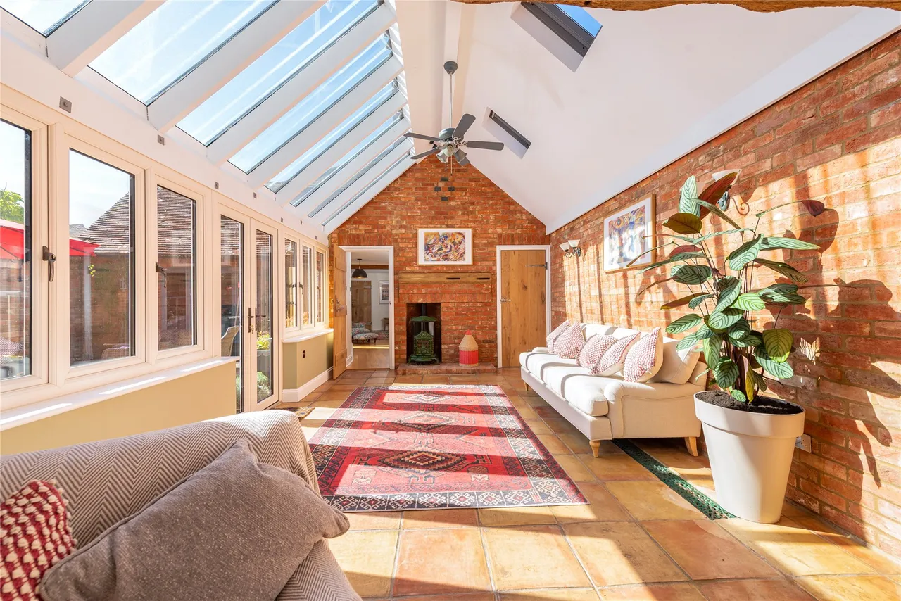 Mill Lane, Wingrave, HP22, photo 11