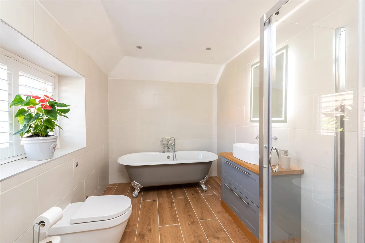 Mill Lane, Wingrave, HP22, photo 21
