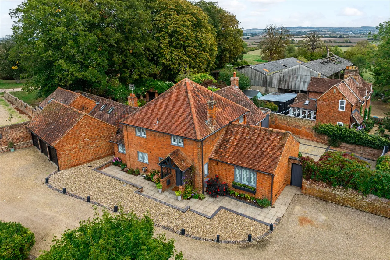 Mill Lane, Wingrave, HP22, photo 22