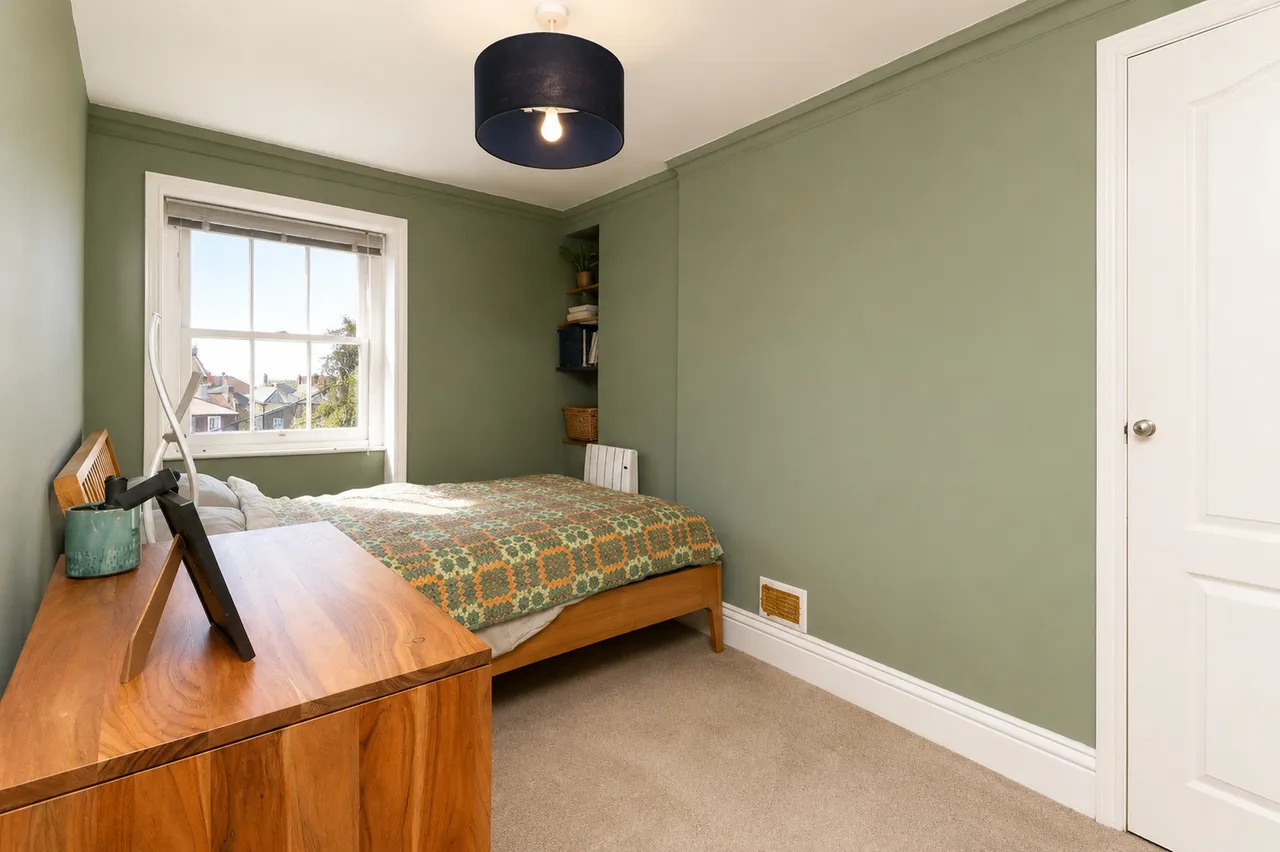 Hawley Square, Margate, CT9, photo 6