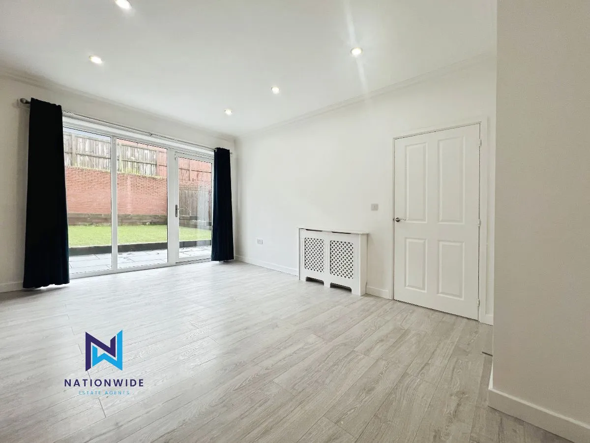 Birchlands Drive, Sheffield, South Yorkshire, S4 8BX, photo 7