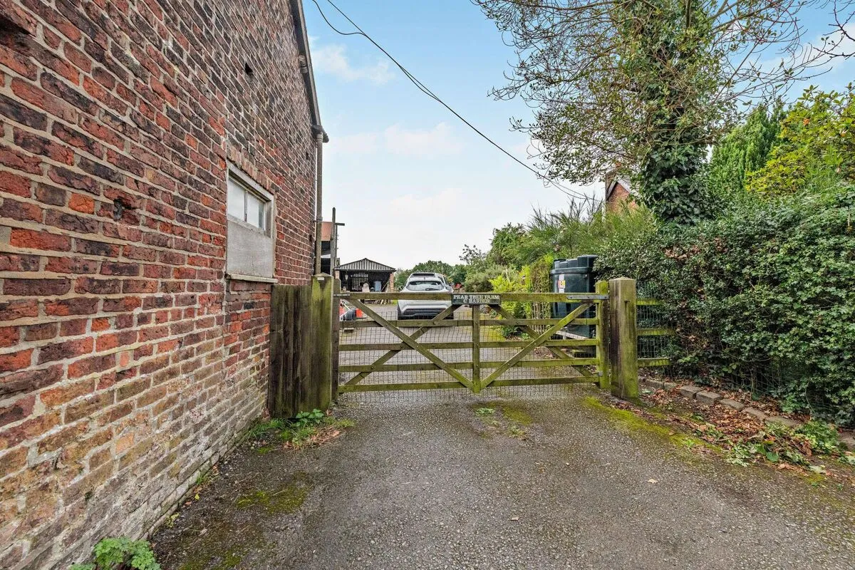 Knutsford Road, Alderley Edge, SK9, photo 5