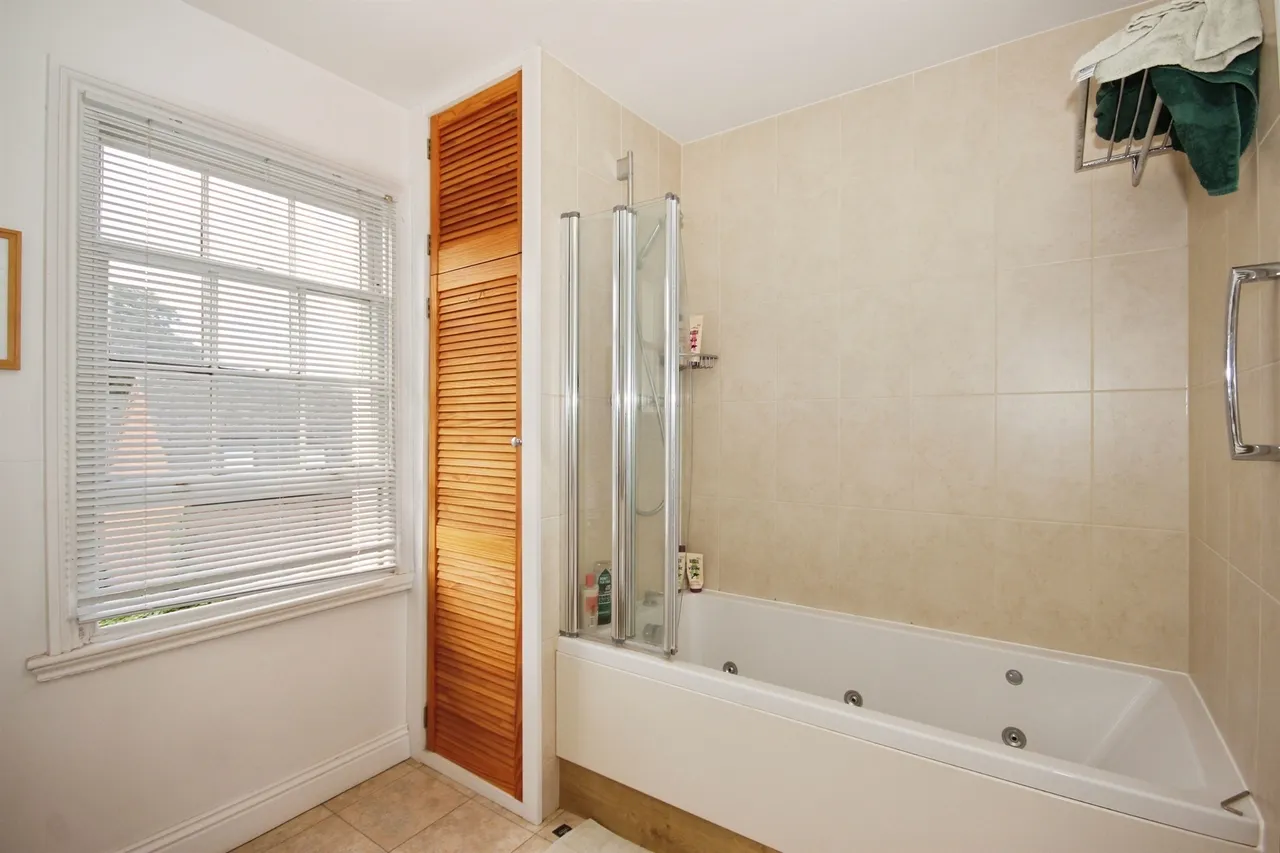 Portland Place East, Leamington Spa, CV32, photo 9
