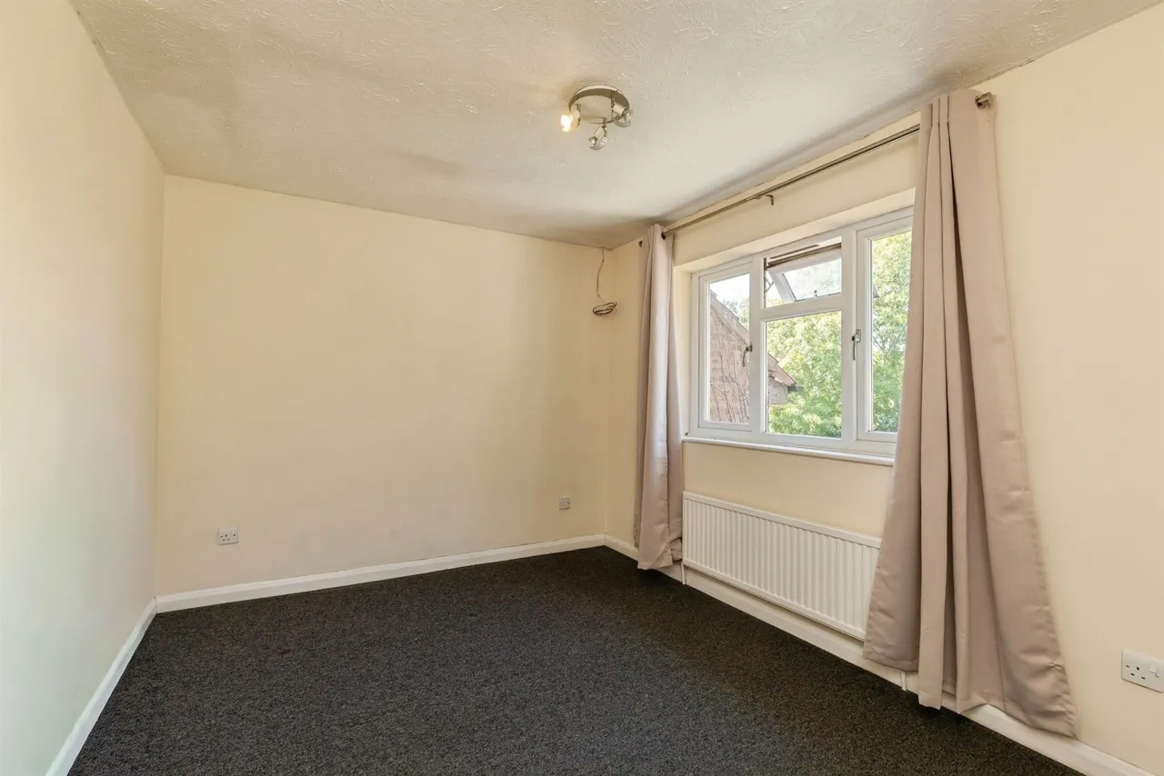 Ormonds Close, Bradley Stoke, Bristol, photo 12