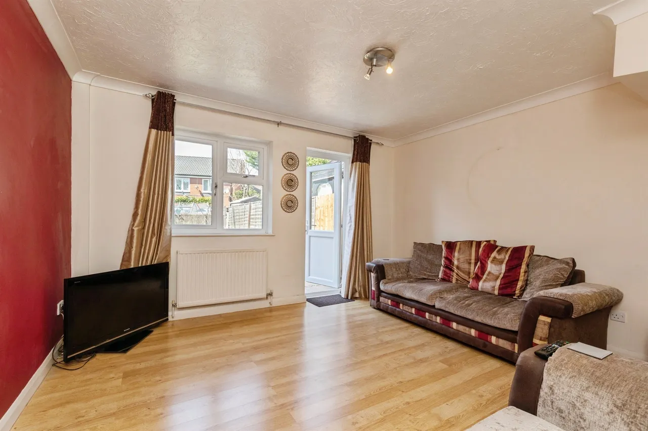 Ormonds Close, Bradley Stoke, Bristol, photo 7