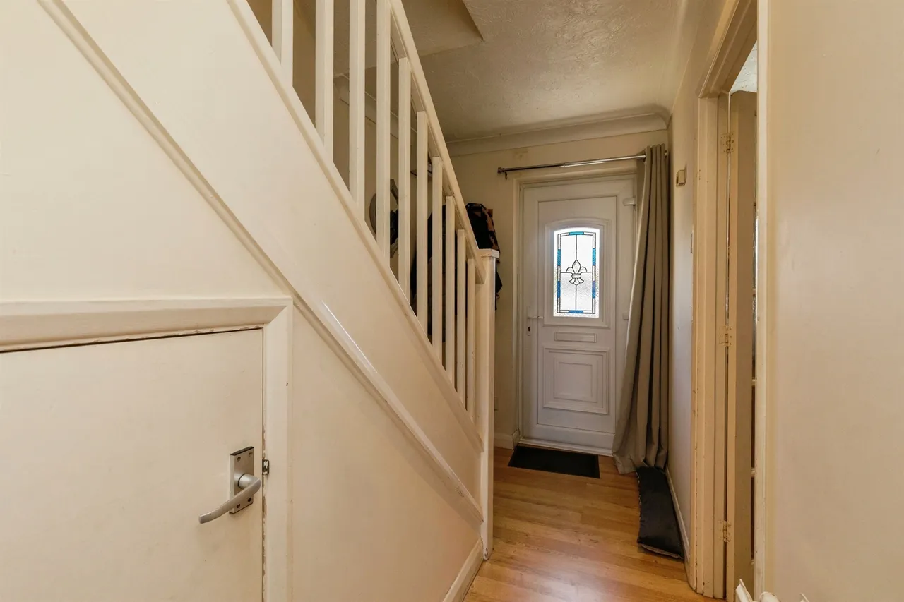 Ormonds Close, Bradley Stoke, Bristol, photo 9