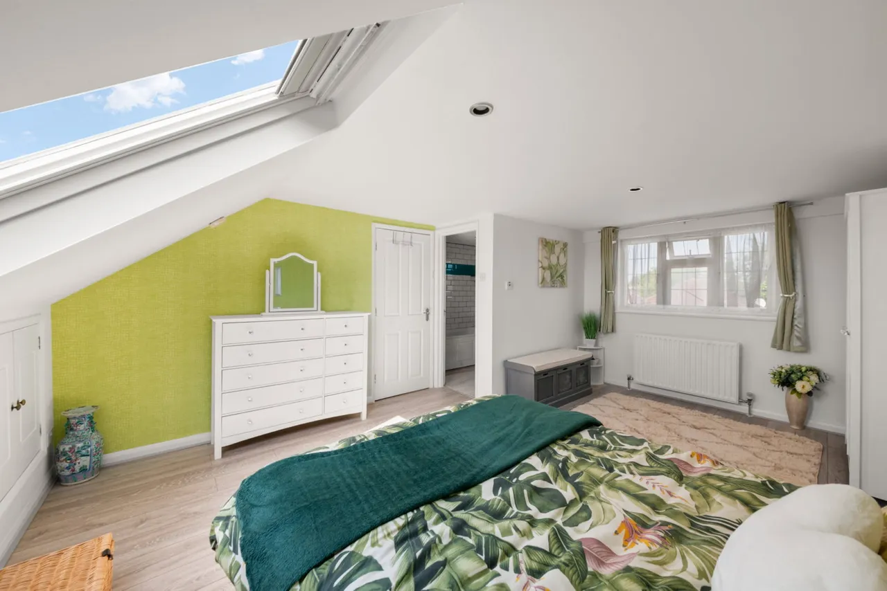 Sunbury Road, Feltham, TW13 4PH, photo 8