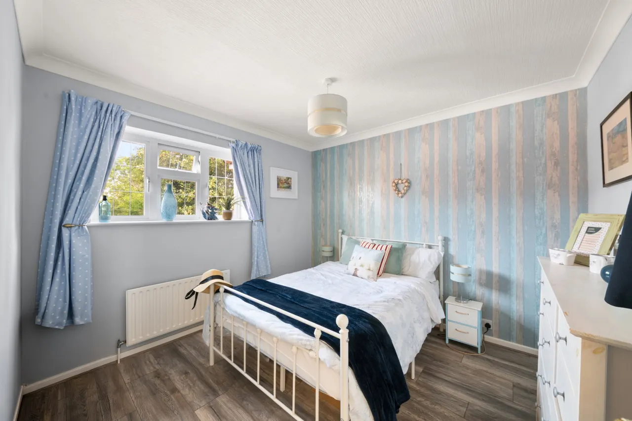 Sunbury Road, Feltham, TW13 4PH, photo 11