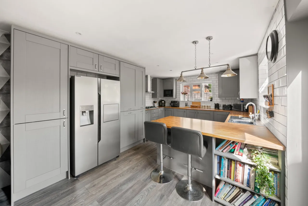 Sunbury Road, Feltham, TW13 4PH, photo 6