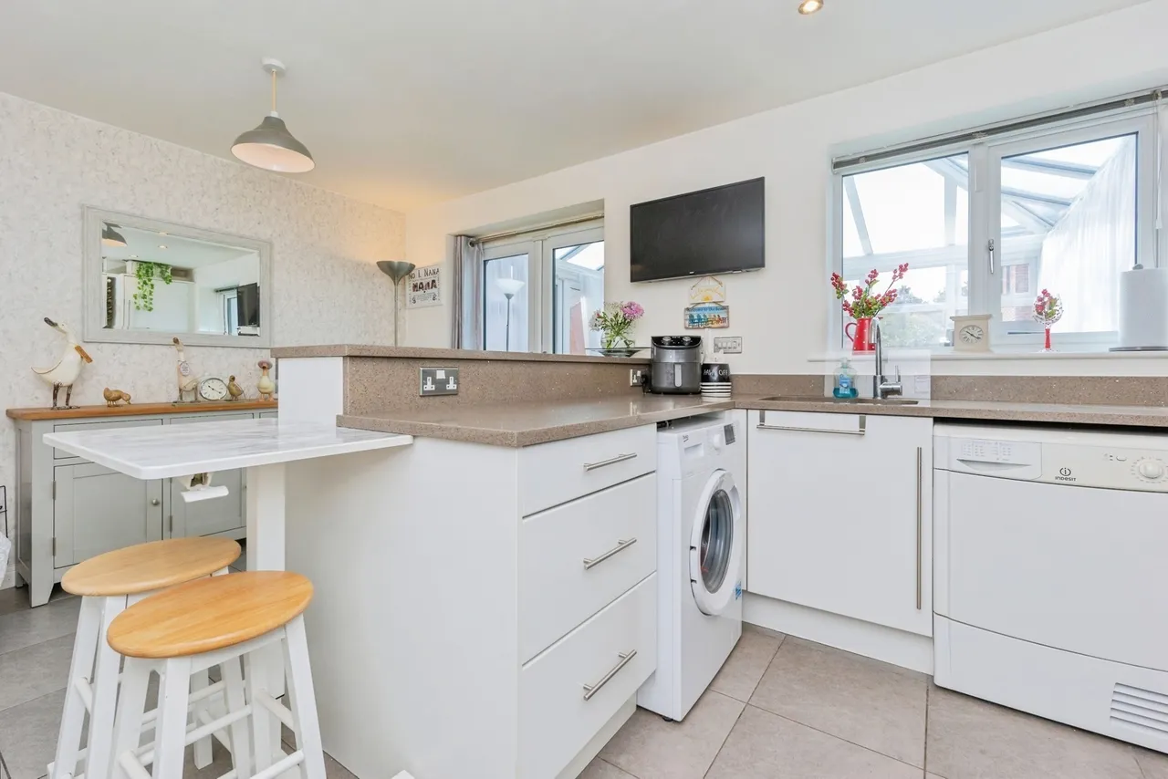 Hawthorn Avenue, Hazel Grove, Stockport, Greater Manchester, SK7, photo 6