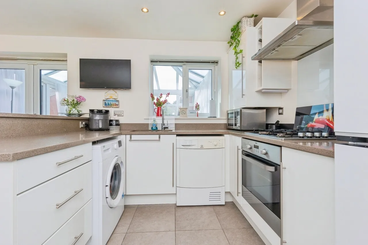Hawthorn Avenue, Hazel Grove, Stockport, Greater Manchester, SK7, photo 5