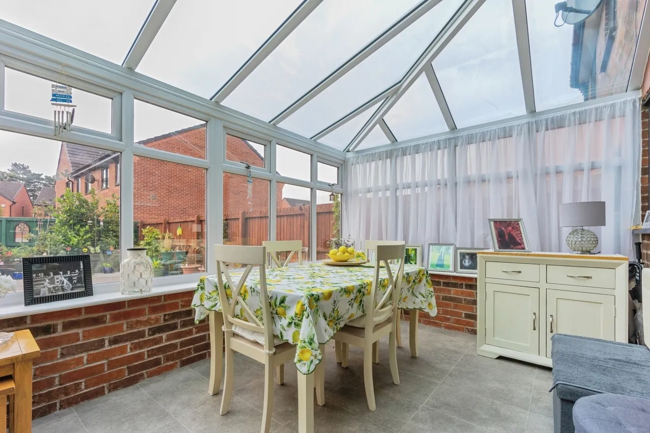 Hawthorn Avenue, Hazel Grove, Stockport, Greater Manchester, SK7, photo 8