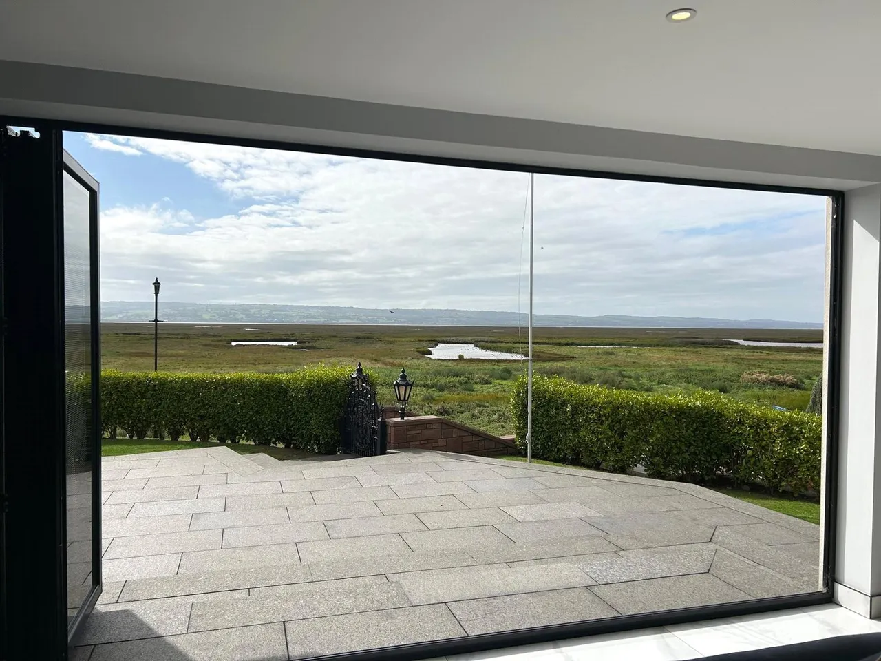The Parade, Parkgate, CH64, photo 4