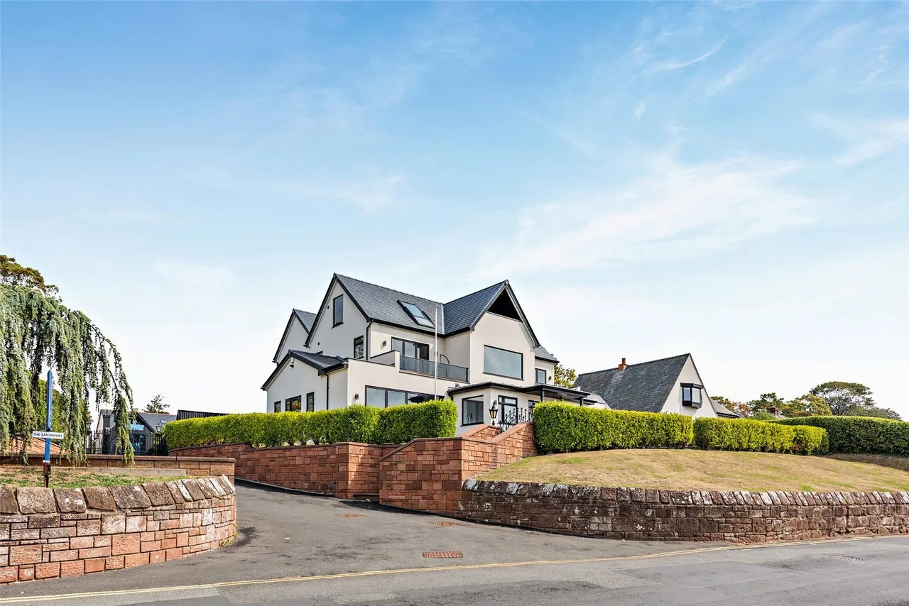 The Parade, Parkgate, CH64, photo 44