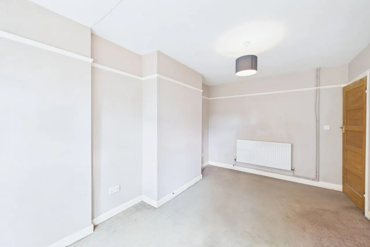 Landor Road, Whitnash, Leamington Spa, photo 4