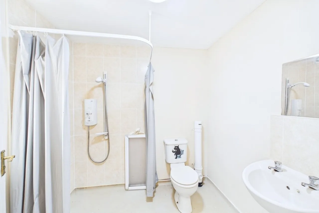 Landor Road, Whitnash, Leamington Spa, photo 6