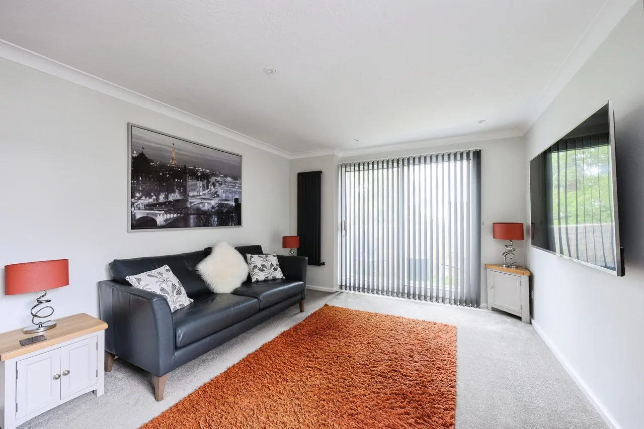 Dunnymans Road, Banstead, SM7, photo 2