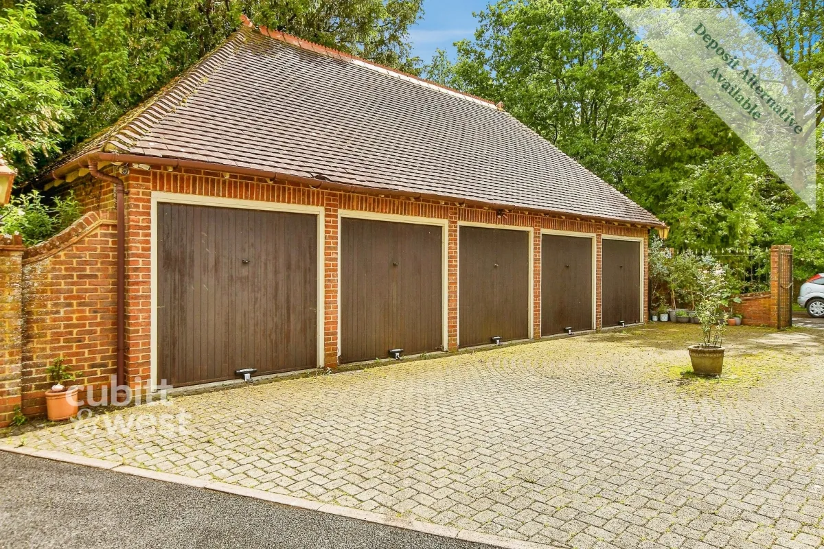 Grenehurst Park Capel, RH5, photo 13