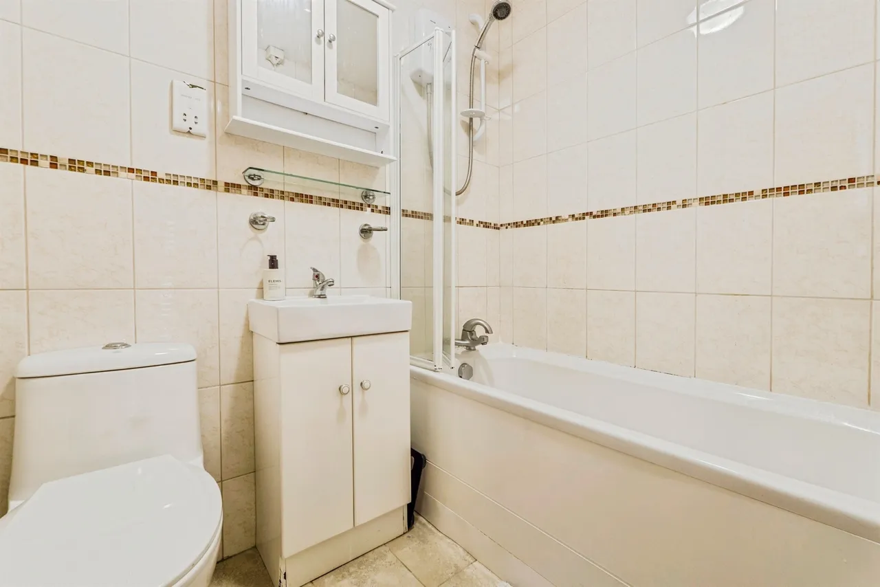 Blethin Close, Cardiff, CF5, photo 15