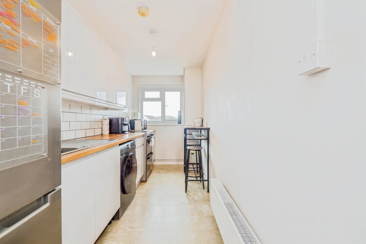 Blethin Close, Cardiff, CF5, photo 11