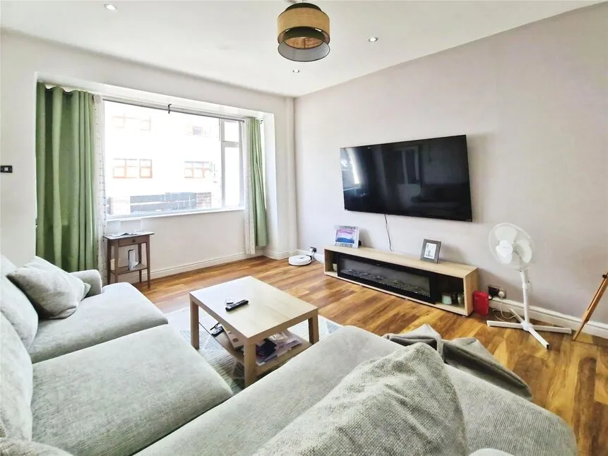 Wesley Street, Atherton, M46, photo 2