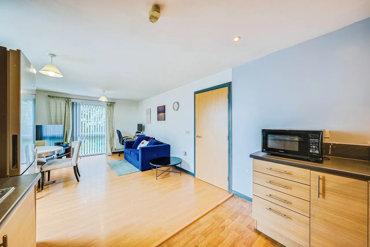 Dulcie Close, Greenhithe, photo 8