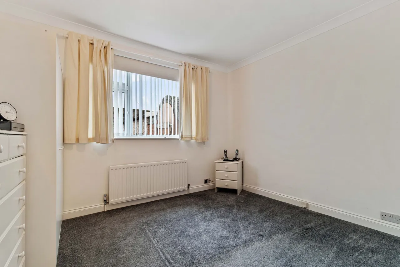 Gainsborough Road, Warrington, Warrington, WA4 6BP, photo 9