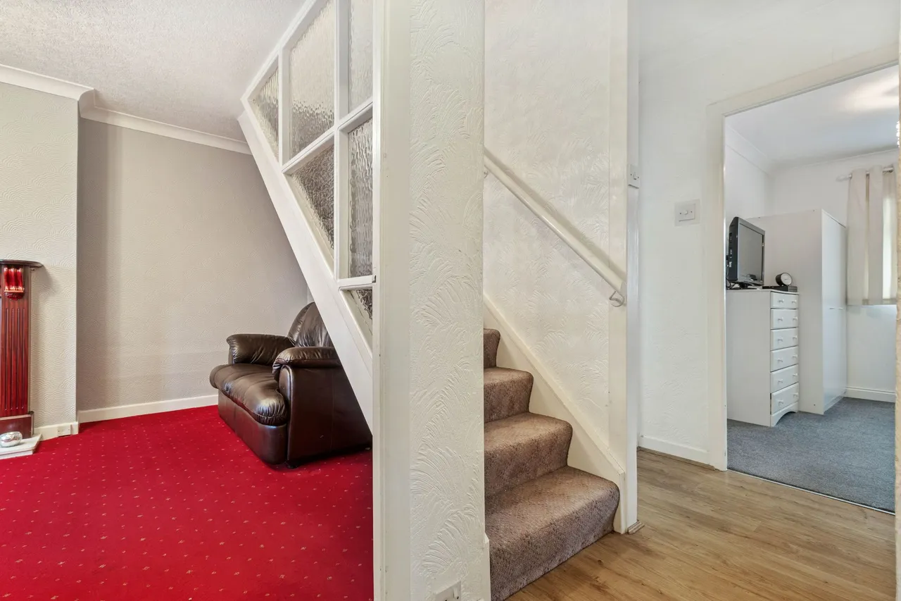 Gainsborough Road, Warrington, Warrington, WA4 6BP, photo 5