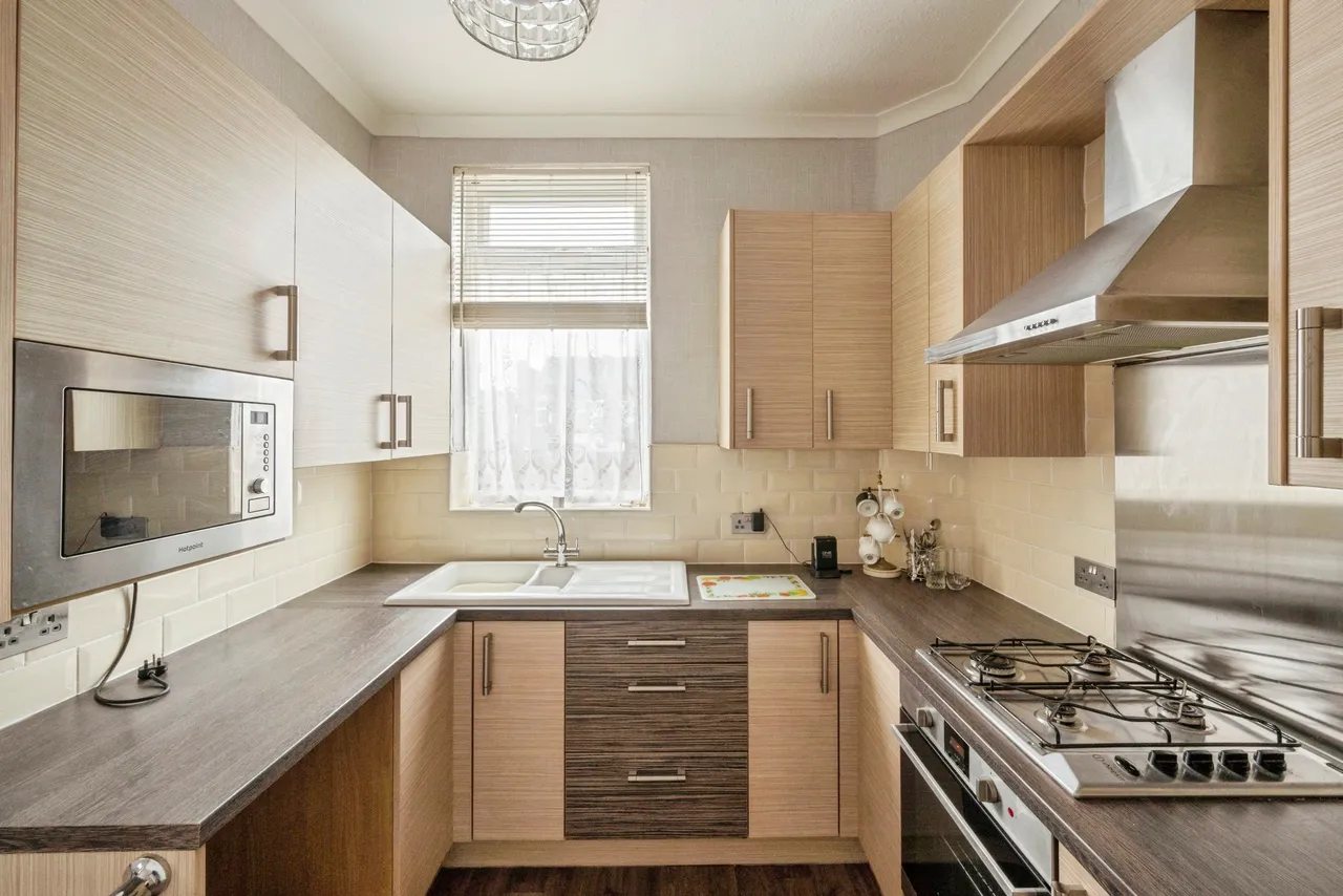 Manvers Road, Mexborough, photo 7