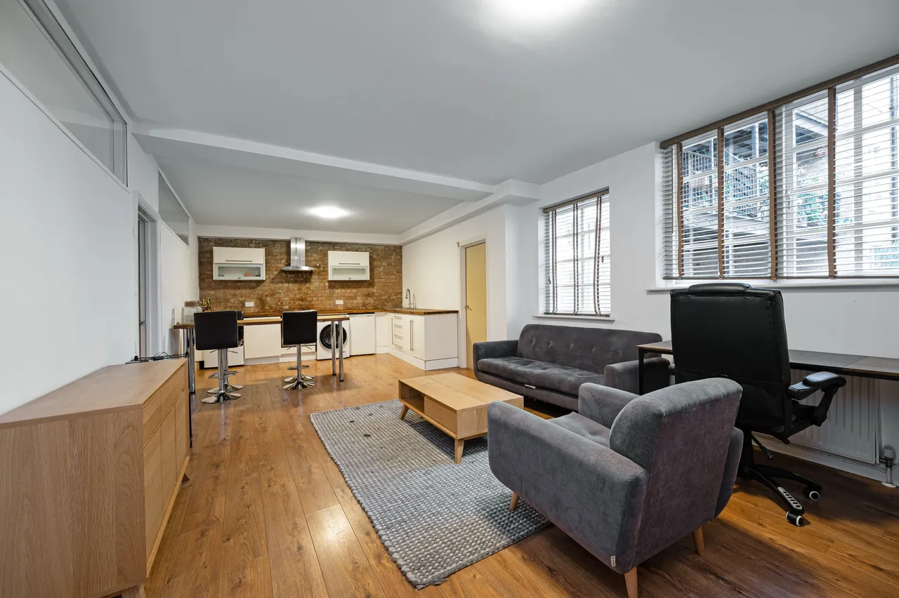 1a Steam Mills, 12 Fairclough Street, London, photo 9