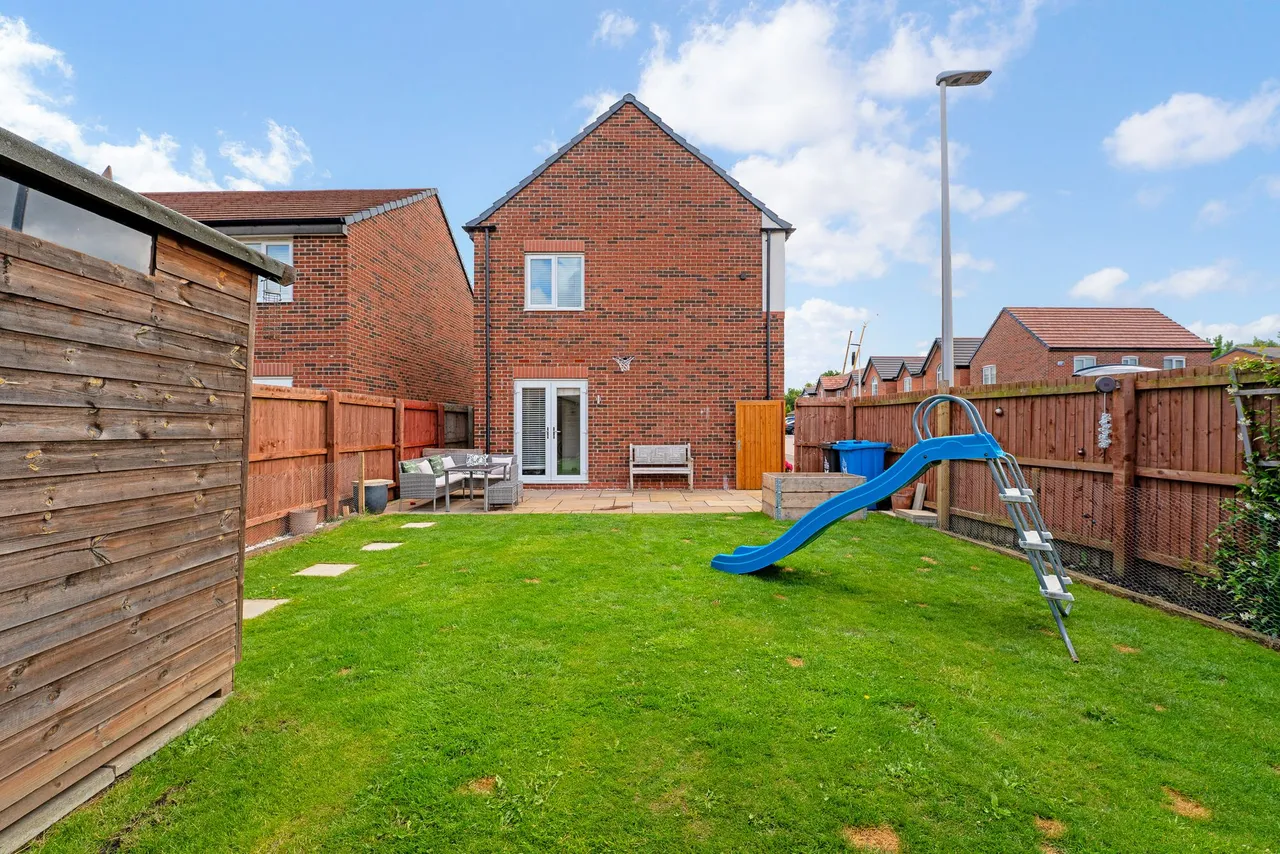 Woodford Drive, Widnes, Widnes, WA8 9BF, photo 22