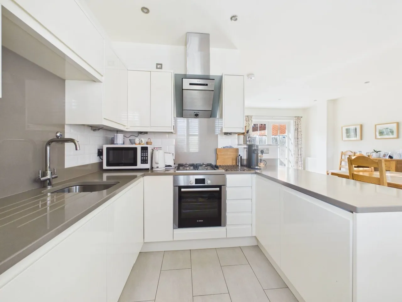 Moat Lane, Towcester, NN12, photo 7